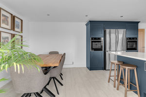 Photo-6-Dining- click for photo gallery